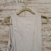 WHITE SLEEVELESS TOP