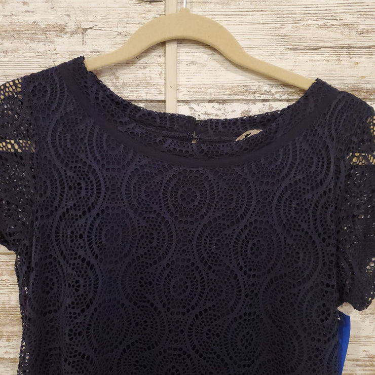 NAVY LACE SHORT SLEEVE TOP