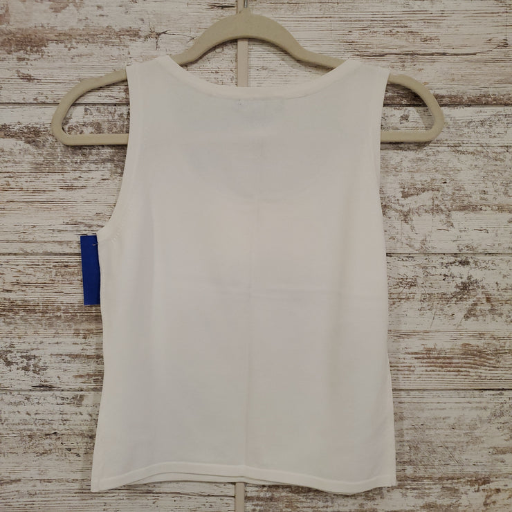 WHITE SLEEVELESS TOP