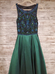 GREEN/BLACK A LINE GOWN