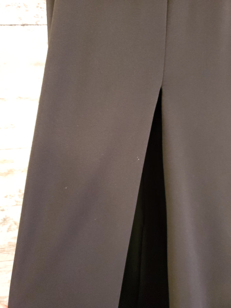 BLACK/GRAY LONG EVENING GOWN