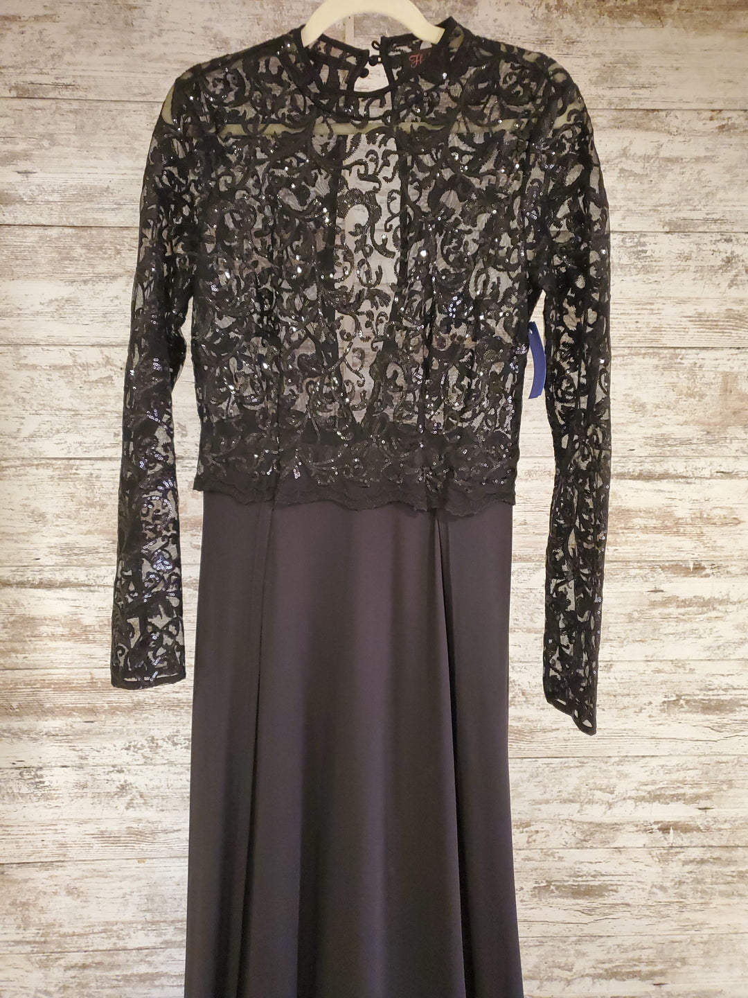 BLACK LACE TOP LONG DRESS – Savvy Seconds Boutique