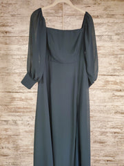 GREEN LONG EVENING GOWN