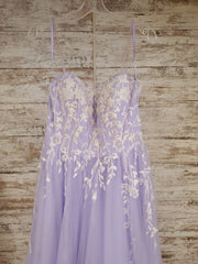 LAVENDER/WHITE FLORAL A LINE