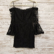 BLACK/LACE SHORT DRESS