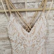 IVORY/TAN SHORT DRESS