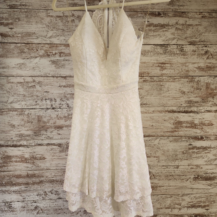 WHITE SHORT DRESS (NEW)