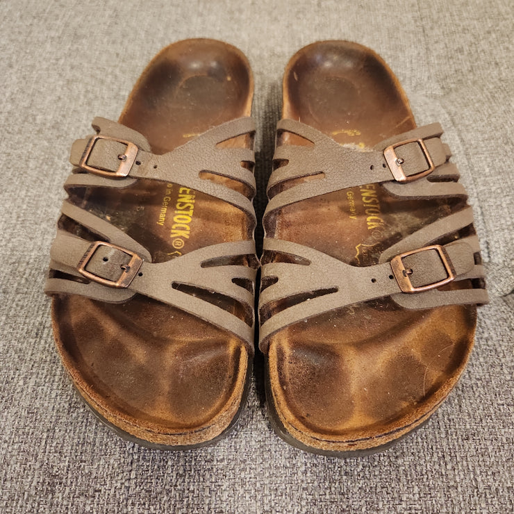 TAN SANDAL - RETAIL $145