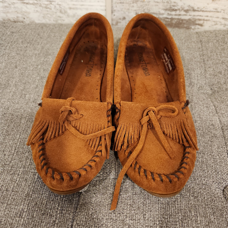 TAN MOCCASINS