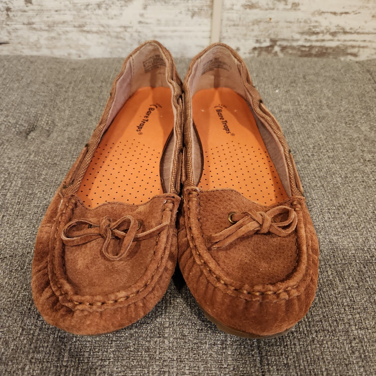 TAN MOCCASINS