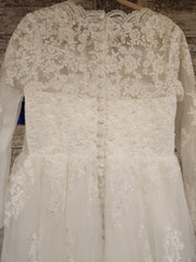 WHITE WEDDING GOWN (NEW)