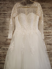 WHITE WEDDING GOWN (NEW)