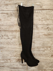 BLACK TALL SUEDE BOOTS