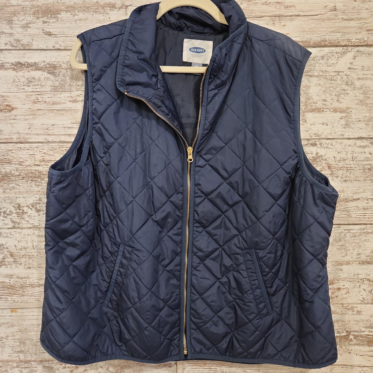 NAVY VEST