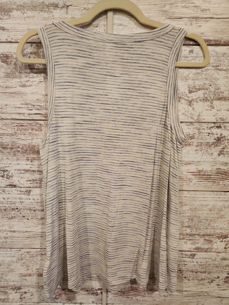 WHITE/BLUE TOP - NEW $16