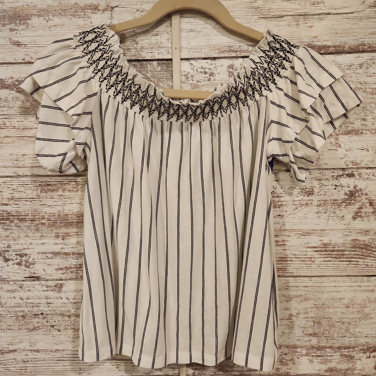 WHITE STRIPED TOP