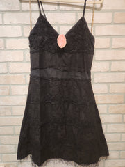 BLACK LACE SHORT DRESS (NEW)