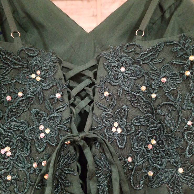 GREEN/FLORAL A LINE GOWN