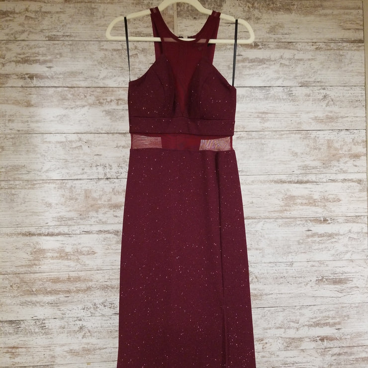 BURGUNDY LONG EVENING GOWN