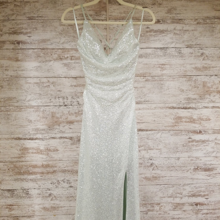 GREEN LONG EVENING GOWN