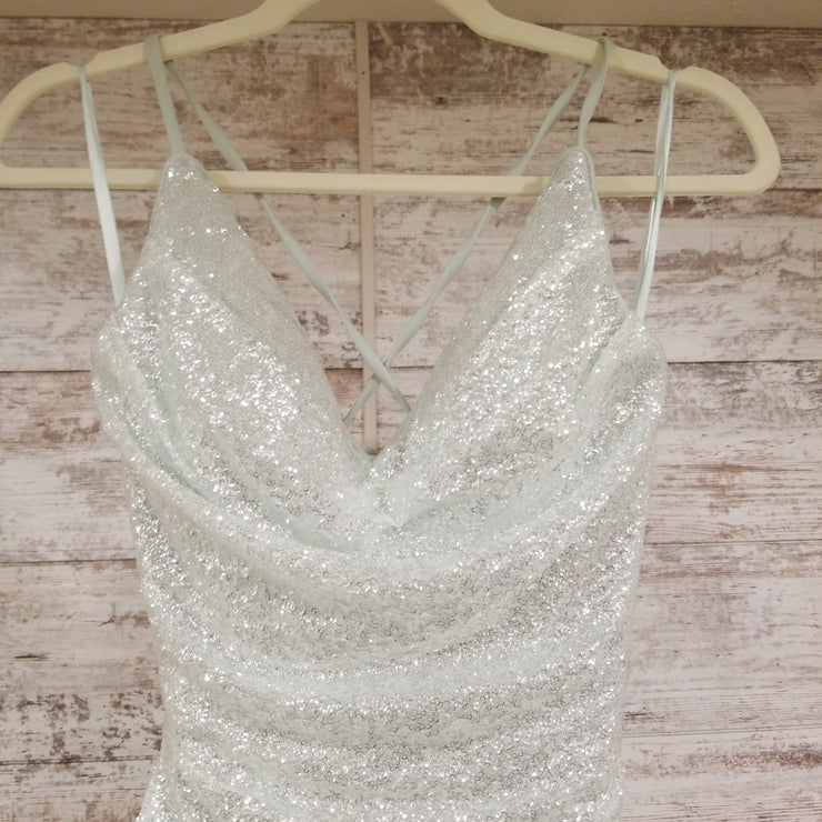 GREEN LONG EVENING GOWN