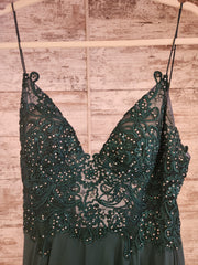 GREEN LONG EVENING GOWN