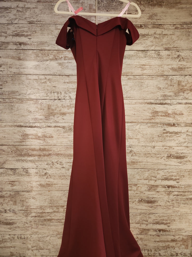 BURGUNDY LONG EVENING GOWN