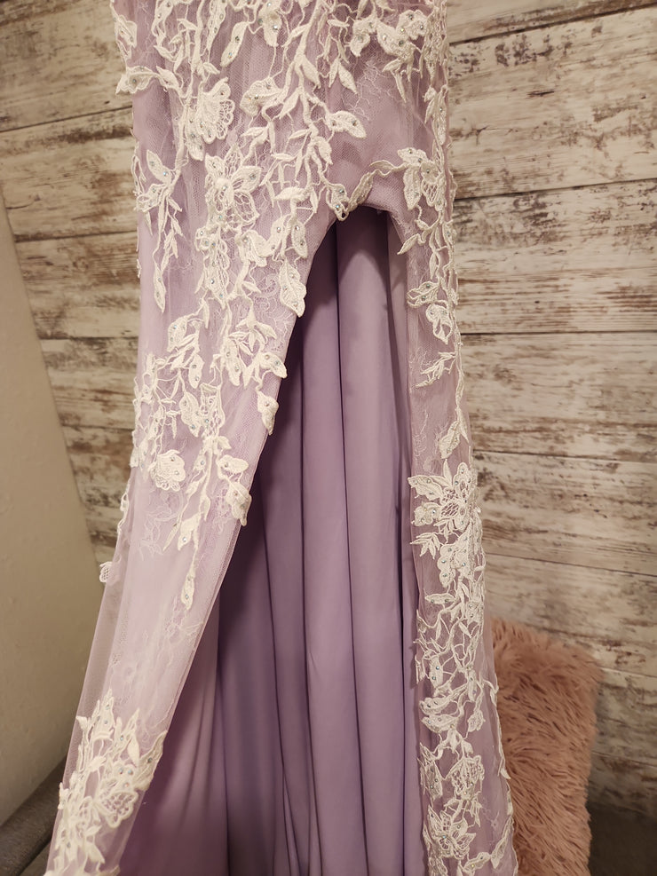 PURPLE/WHITE LONG EVENING GOWN