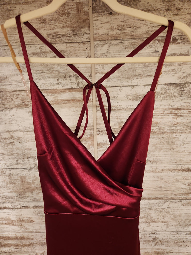 BURGUNDY LONG EVENING GOWN