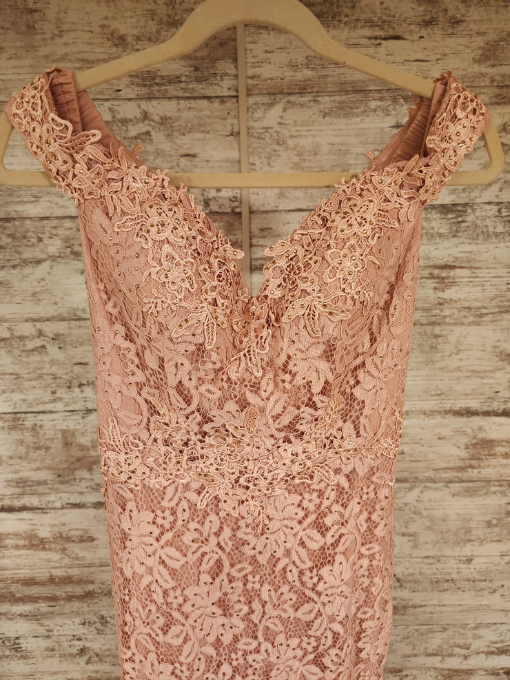 PINK LACE MERMAID GOWN