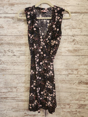 BLACK/FLORAL WRAP DRESS