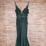 GREEN/FLORAL LONG EVENING GOWN