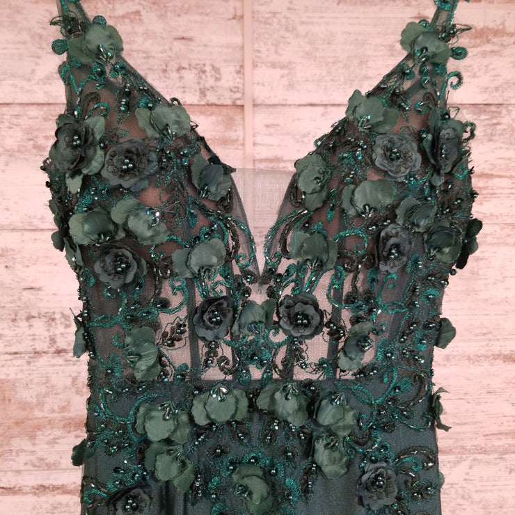 GREEN/FLORAL LONG EVENING GOWN