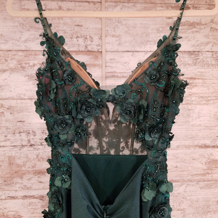 GREEN/FLORAL LONG EVENING GOWN