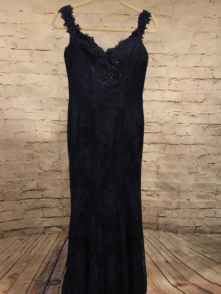 NAVY LACE LONG EVENING GOWN