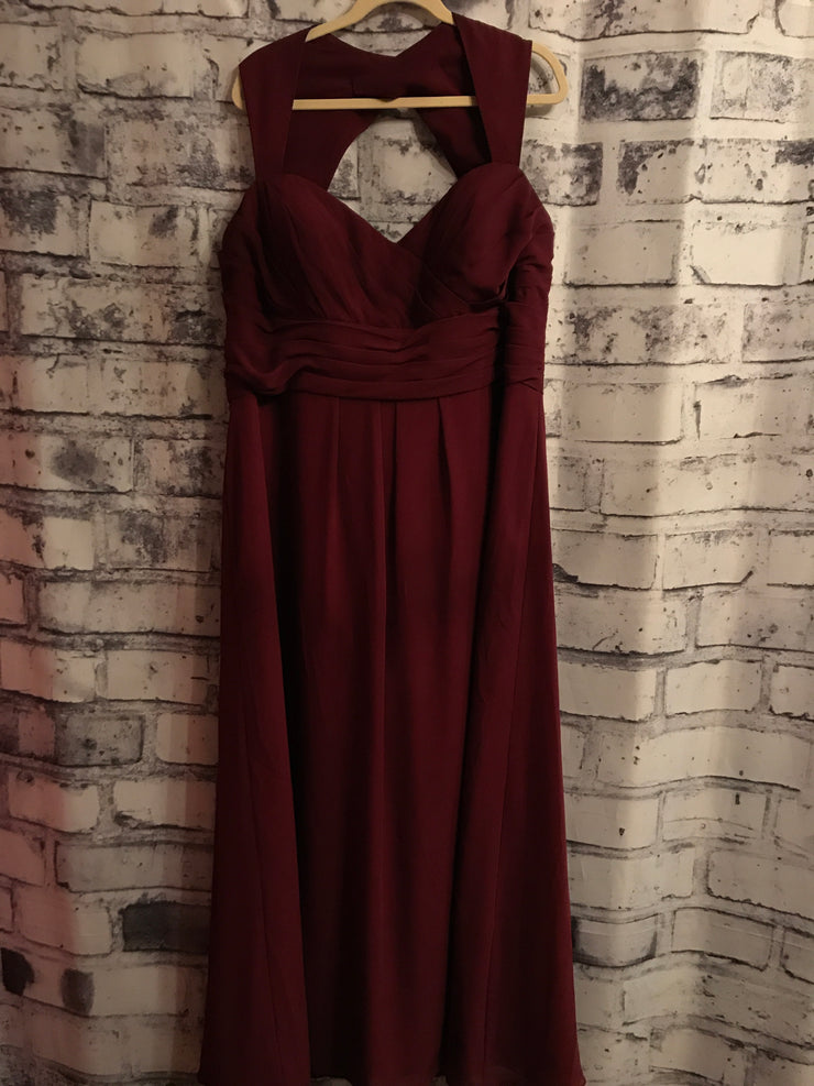 BURGUNDY LONG EVENING GOWN