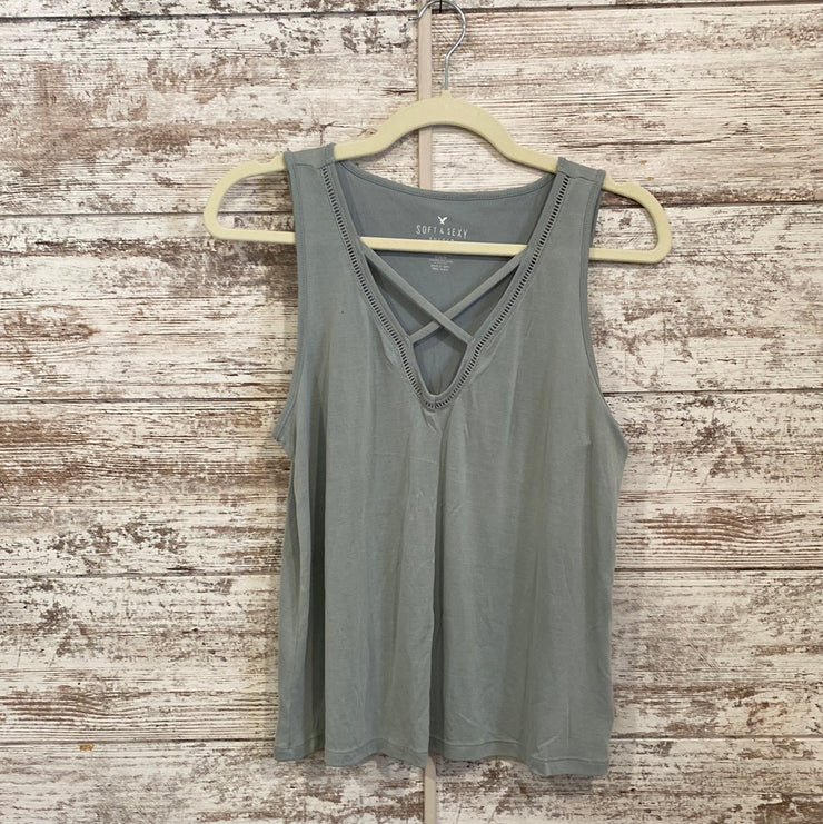GREEN SLEEVELESS TOP