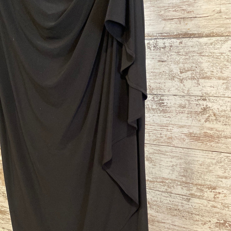BLACK/GOLD LONG EVENING GOWN