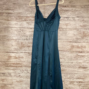 GREEN LONG EVENING GOWN