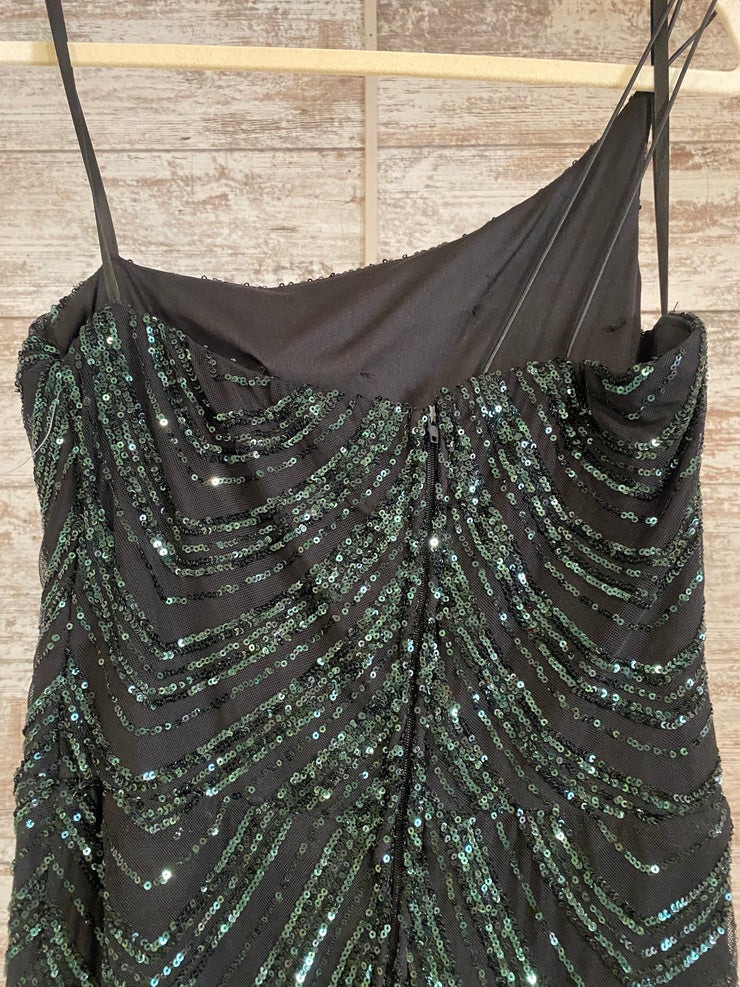 GREEN SPARKLY LONG DRESS (NEW)