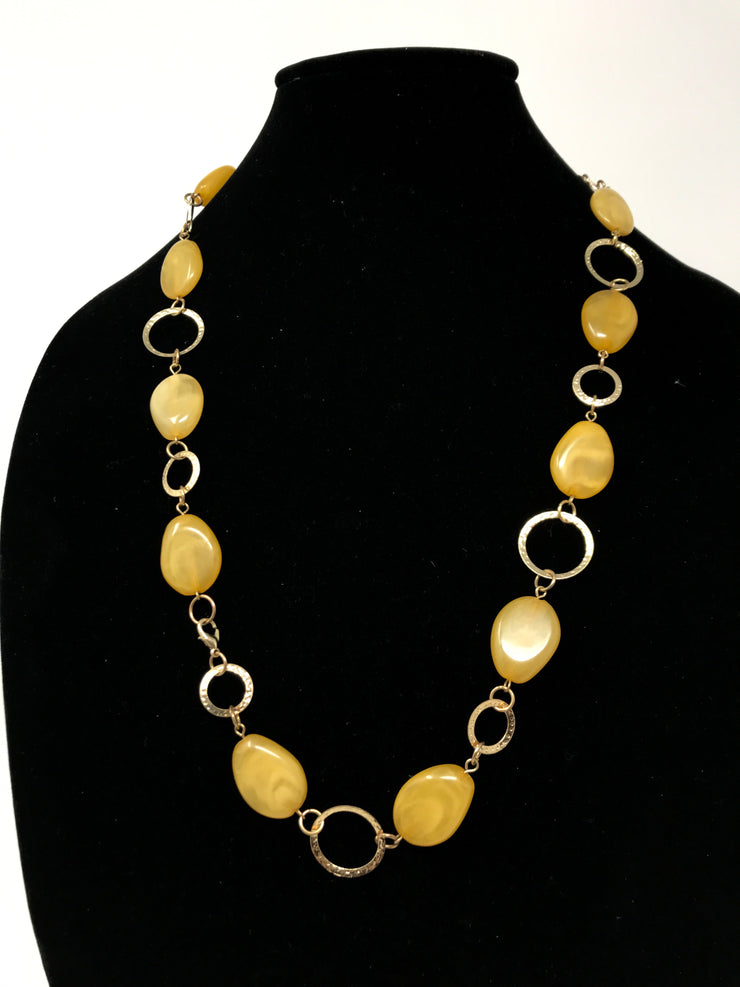 YELLOW/GOLD NECKLACE