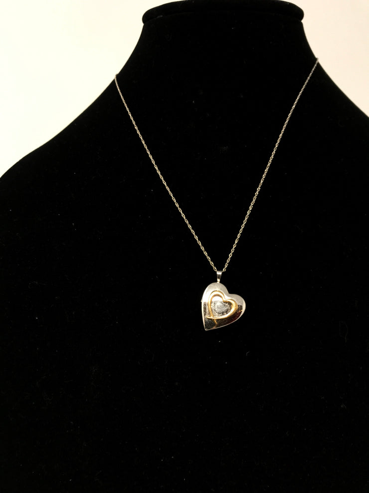 SILVER/GOLD HEART LOCKET