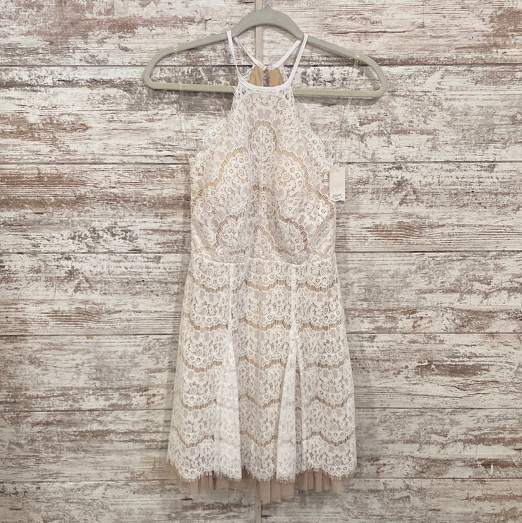 WHITE/TAN LACE SHORT DRESS-NEW