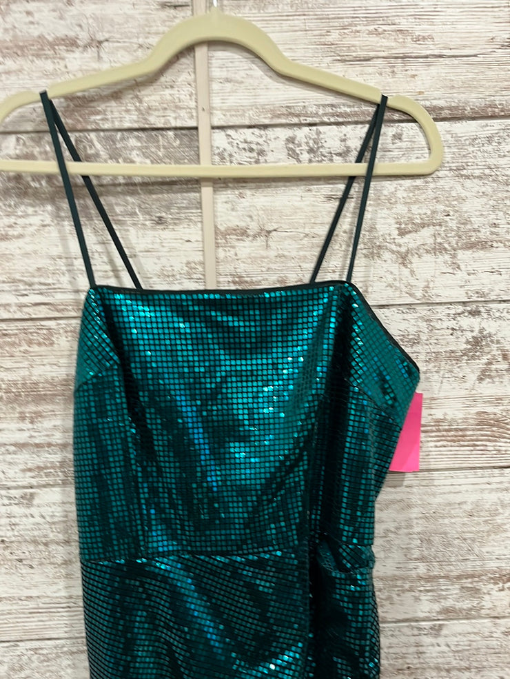 GREEN SPARKLY SHORT DRESS