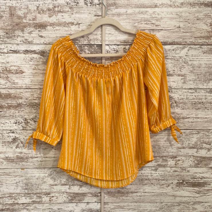 YELLOW/WHITE STRIPED TOP