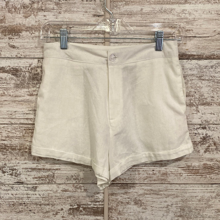 WHITE SHORTS