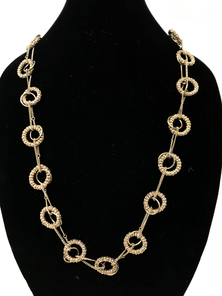 GOLD CIRCLE NECKLACE