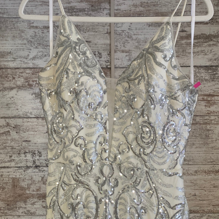IVORY/SILVER LONG EVENING GOWN