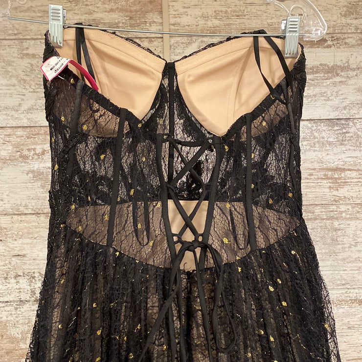 BLACK/GOLD SPARKLY A LINE GOWN