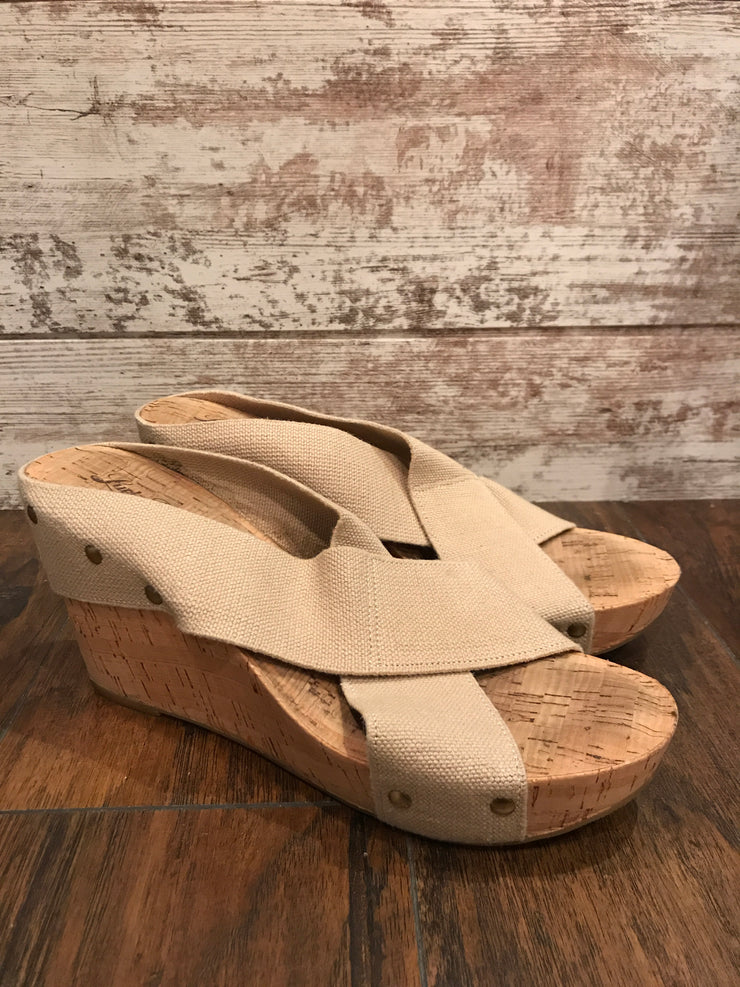 TAN WEDGE HEELS